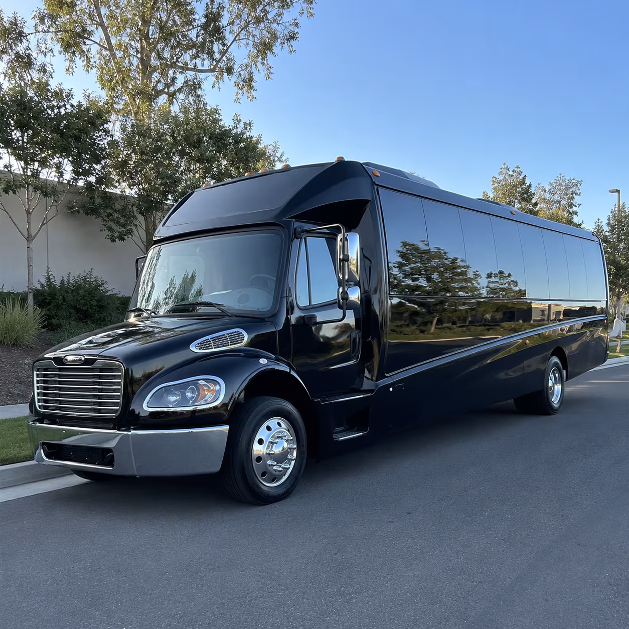 airport transfers and employee shuttles to great falls international airport