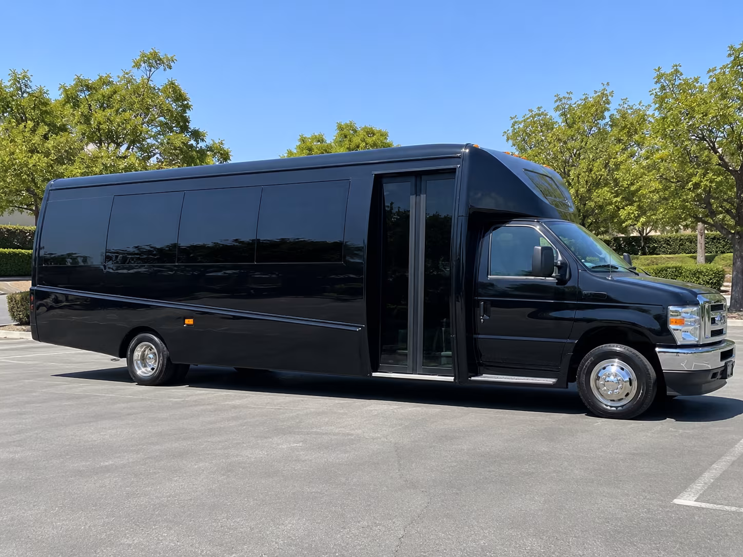 billings concert bus rentals for groups and fans