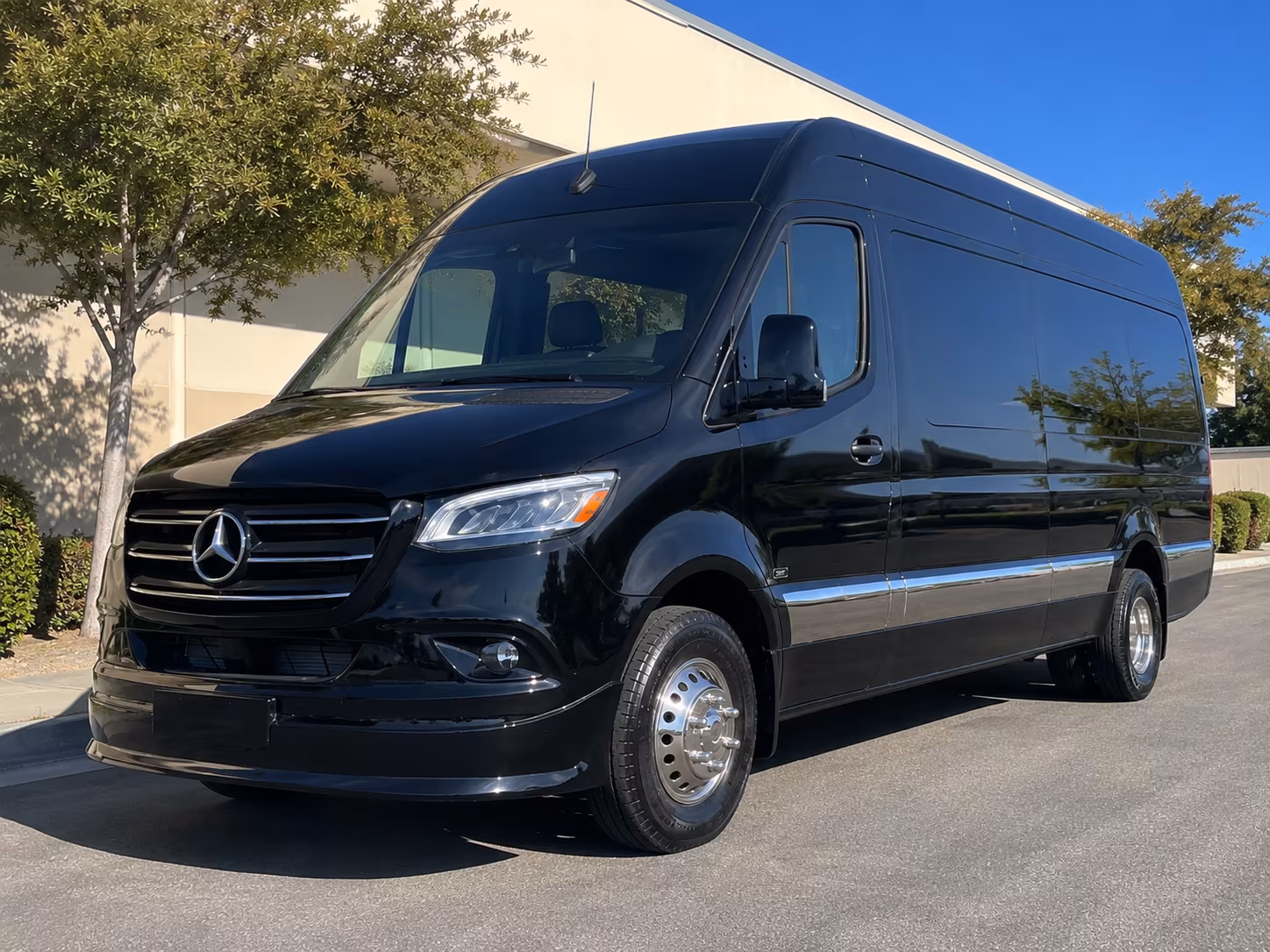 butte airport shuttle bus rentals