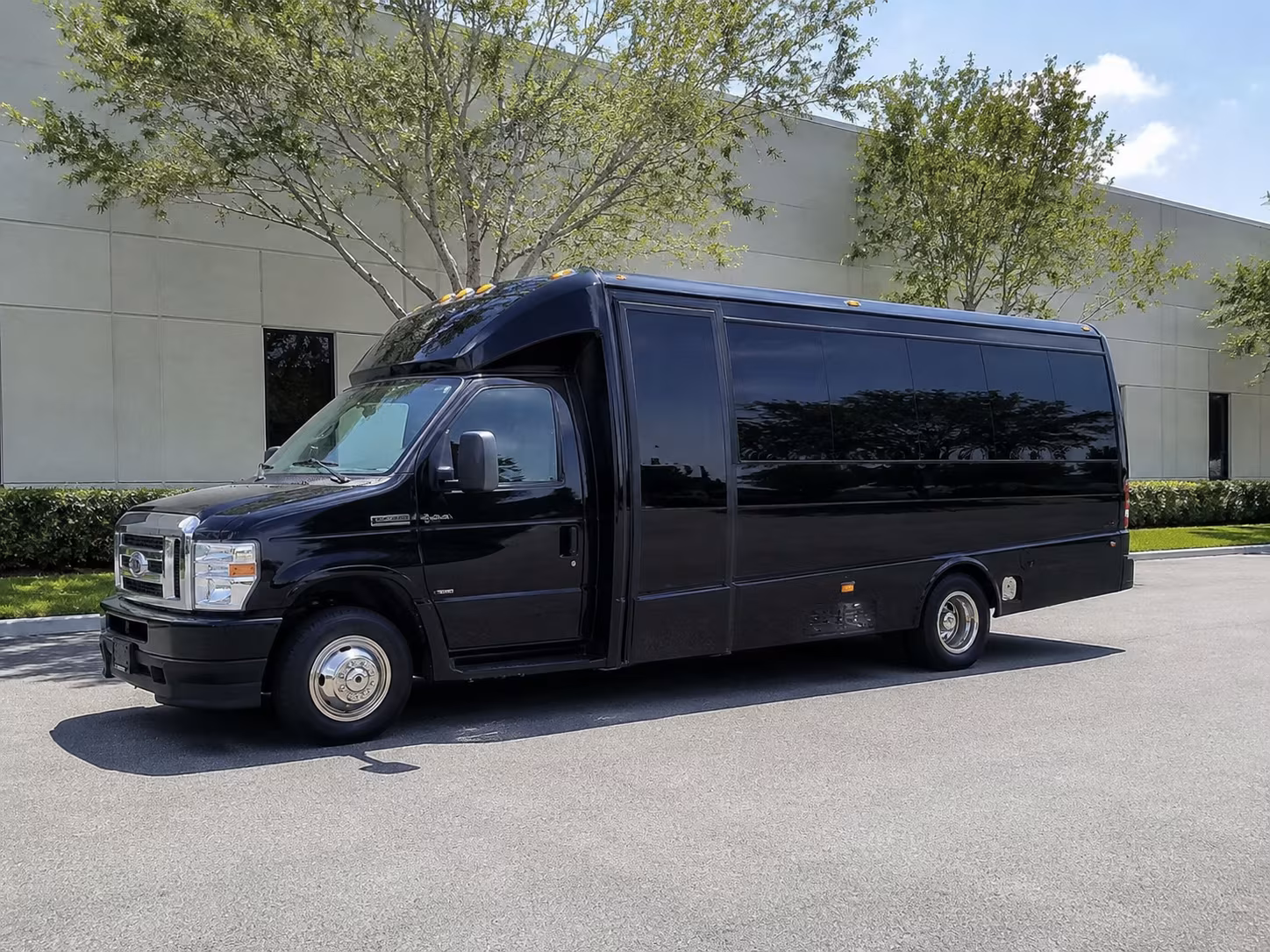 butte shuttle buses for butte employees