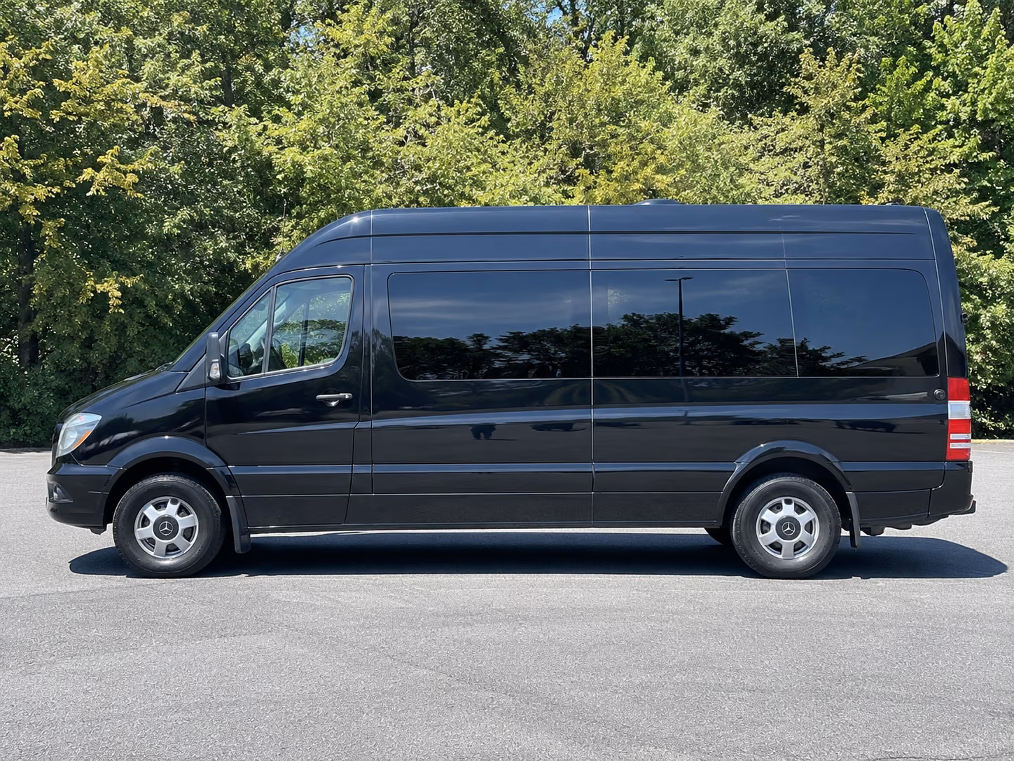 fargo discreet military and government shuttles for your group