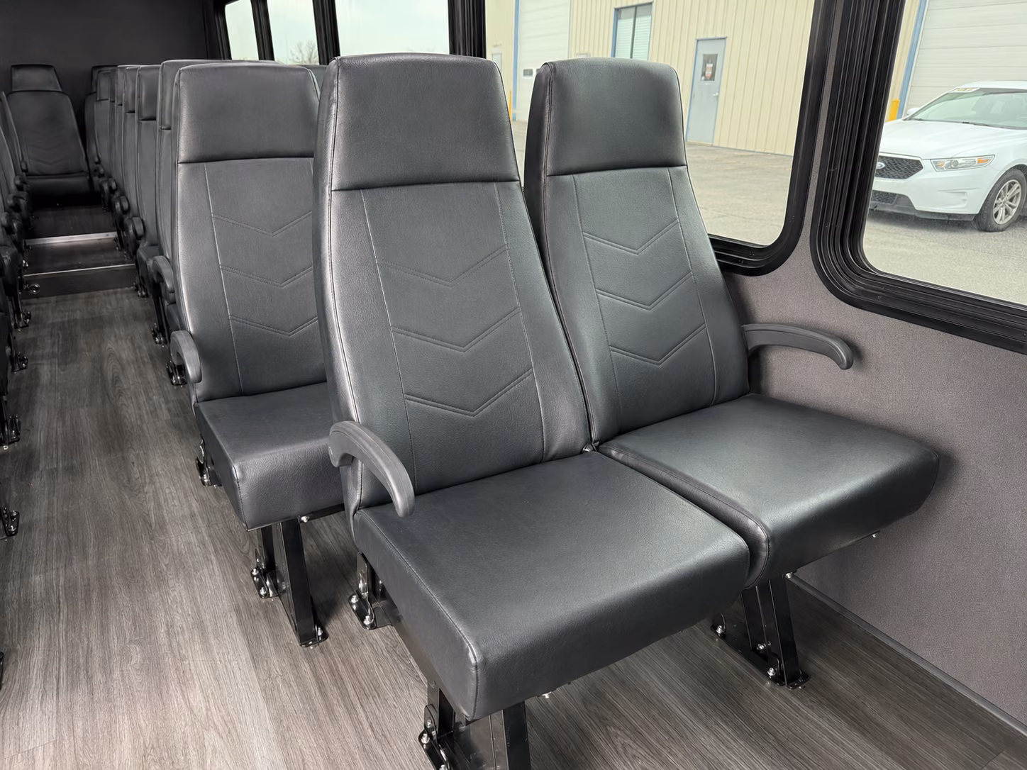 spokane corporate shuttle buses for spokane businesses